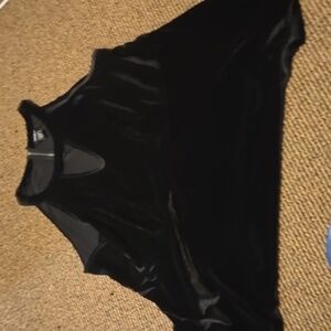 Torrid velvet keyhole sleeveless black top plus